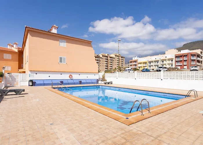 Sol Y Sal Apartment *